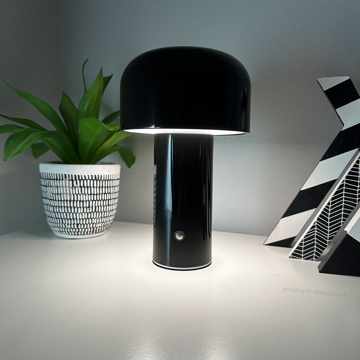 Élégante, moderne, lampe champignon sans fil