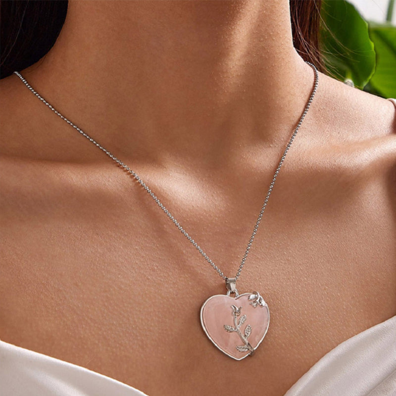 Collier en Quartz Rose en Forme de Coeur Élégant - Collection Amara