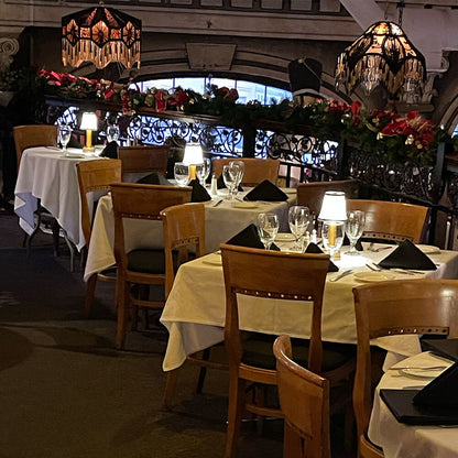 Élégance Sans Fil : Lampe de Table en Tissu Luxe Dimmable