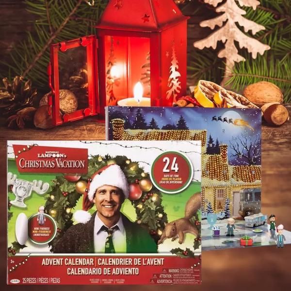 Calendrier de l'Avent Noël de National Lampoon – 24 Collectibles Surprise Présentant Clark Griswold, Compte à Rebours des Fêtes 2024