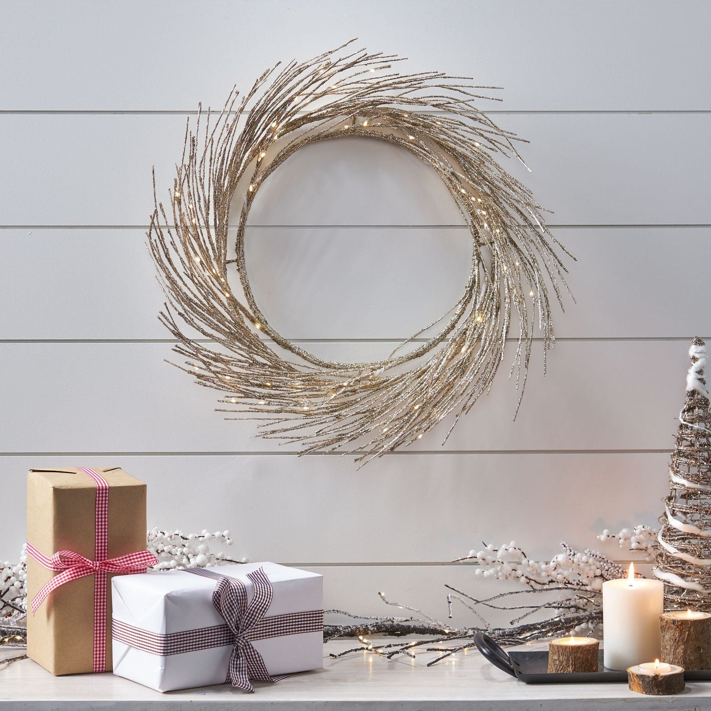 Couronne en Papier LED de 24 pouces – Lumières Blanches Chaudes pour Décor Festif, Parfait pour la Porte d'Entrée, Noël 2024