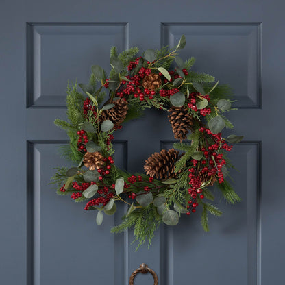 Couronne de 22 pouces en Eucalyptus & Baies avec Pignes – Décor Rustique Naturel pour Porte d'Entrée, Noël 2024