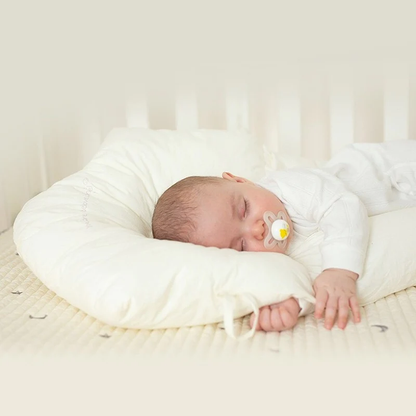 DreamNest – Coussin de sommeil hypoallergénique pour bébé pour le confort