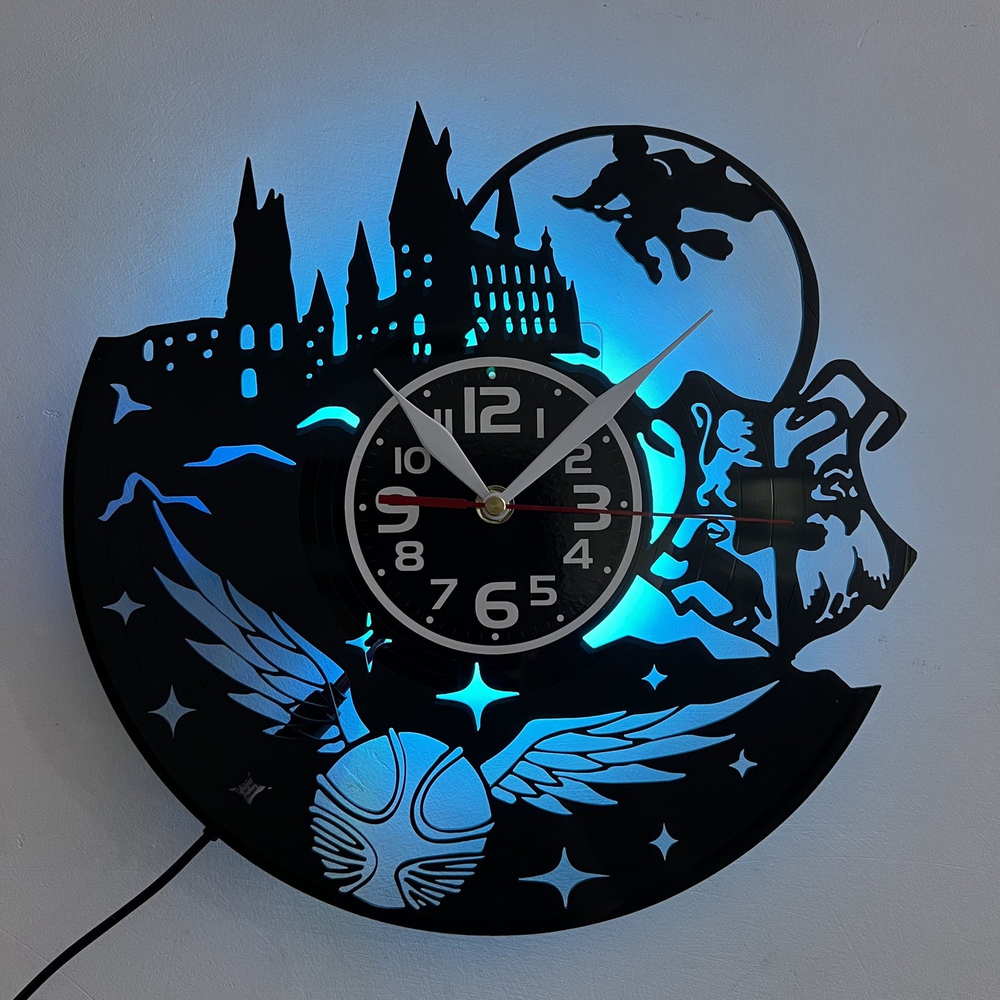 Horloge murale en vinyle LED Floroux - Parfait pour décoration de salon, chambre, cuisine et bureau | Idéal comme cadeau pour un anniversaire, la fête des mères et Halloween