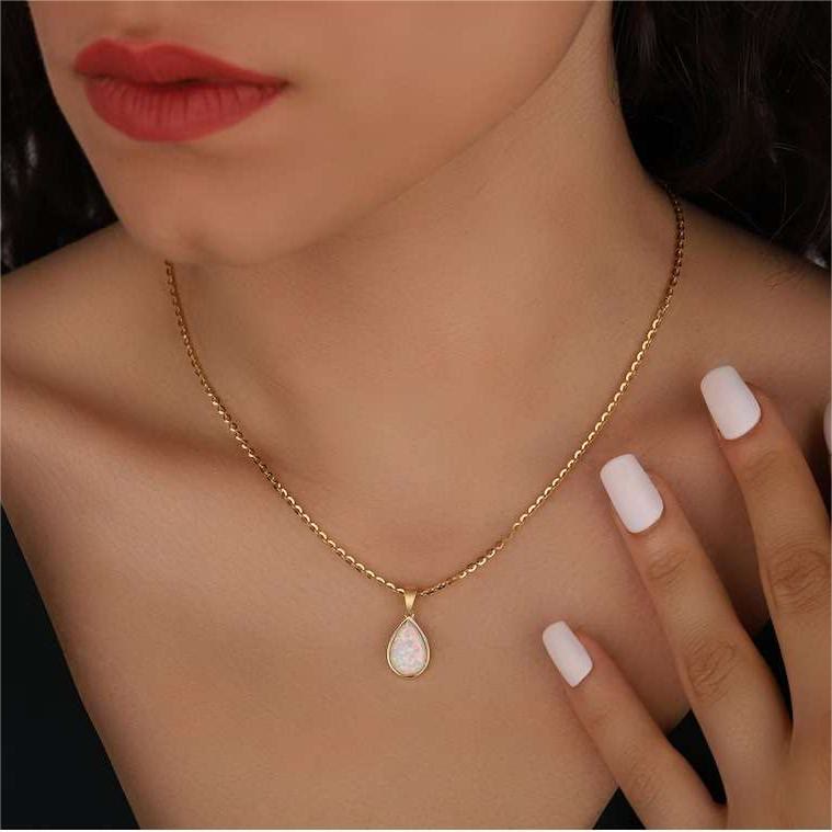 Eloise 18K Opale Naturelle Goutte Pendentif Collier - Une Élégance Envoûtante