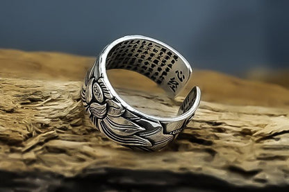 Anneau Lotus Sutra Argent Élegant | Design Unique et Tendance