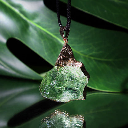 Collier Élegant en Moldavite Naturelle - Lyra
