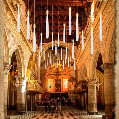 Bougies flottantes avec baguette magique - Bougies suspendues sans flamme vacillantes pour Noël, Halloween, fêtes d'anniversaire, décoration intérieure et cadeaux