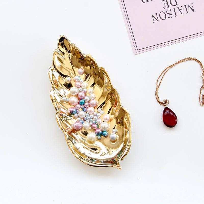 Bol à bijoux Floroux en feuille de printemps dorée