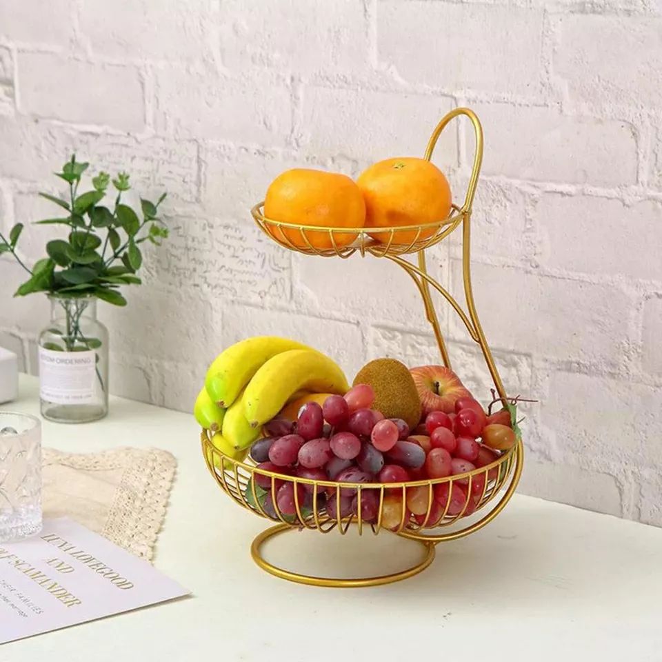 Étagère à fruits dorée