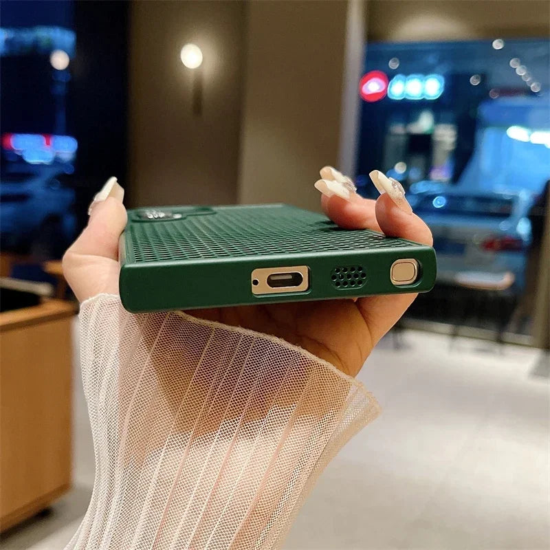 Coque en maille respirante de dissipation de chaleur MagSafe pour Samsung Galaxy S24 S23 FE S22 Ultra Plus Couverture de charge sans fil magnétique refroidissante