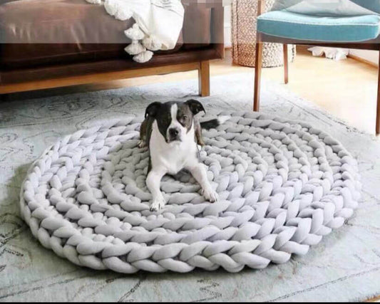 Tapis rond tricoté