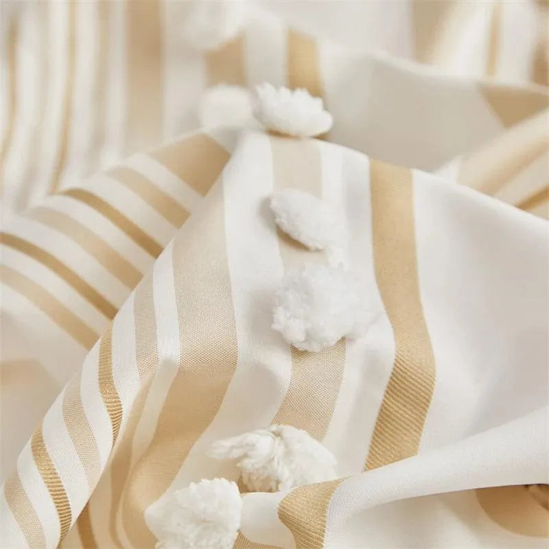 Ensemble de lit en fourrure coupée rayé de haute qualité │ Couette moderne Boho avec housse de couette et taie d'oreiller à pompons