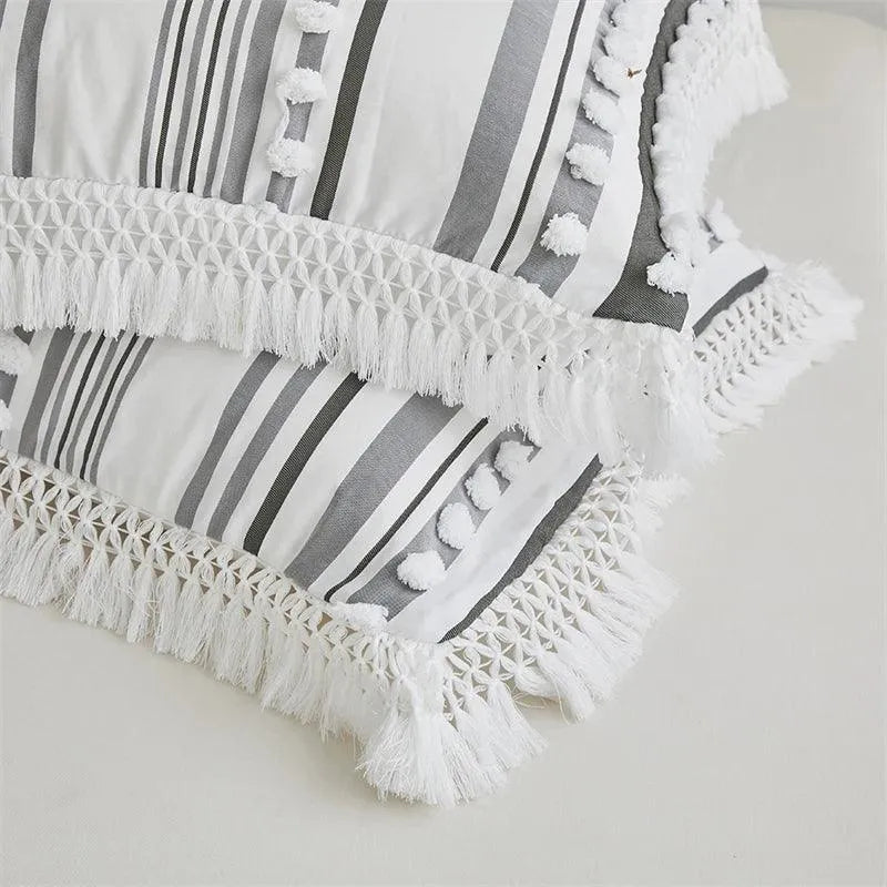Ensemble de lit en fourrure coupée rayé de haute qualité │ Couette moderne Boho avec housse de couette et taie d'oreiller à pompons