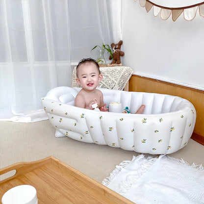 Blow Up Baby Bath™ - Baignoire pour bébé gonflable et sécurisée pour l'intérieur et l'extérieur