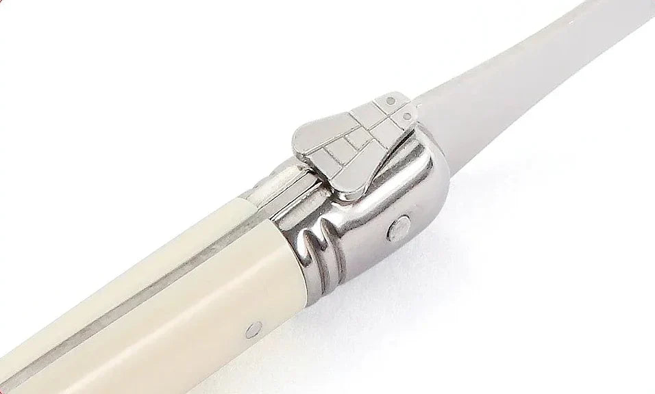 Coffret de couverts Laguiole couleur ivoire