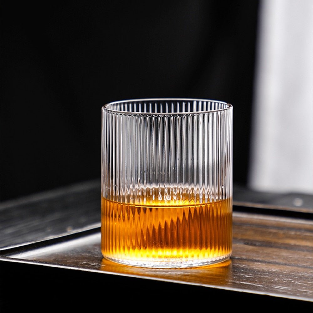 Tasse en verre rayé transparent de style japonais