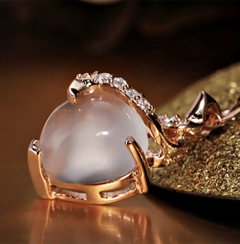 Calista Heart - Collier Élégant en Opale