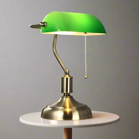 LumiVerre - Lampe de Table en Verre Européenne Élégante