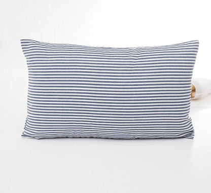 Coussin élégant MarbreLuxe - Housse de coussin à rayures modernes pour intérieurs élégants