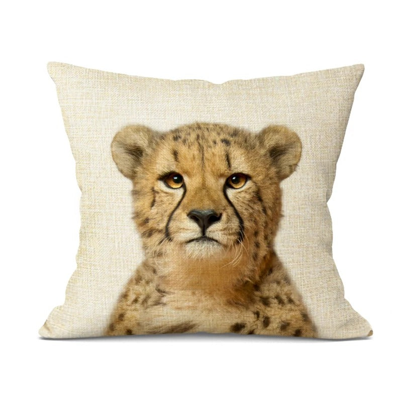 Coussin avec des animaux mignons – Accessoire ludique et élégant pour tout intérieur