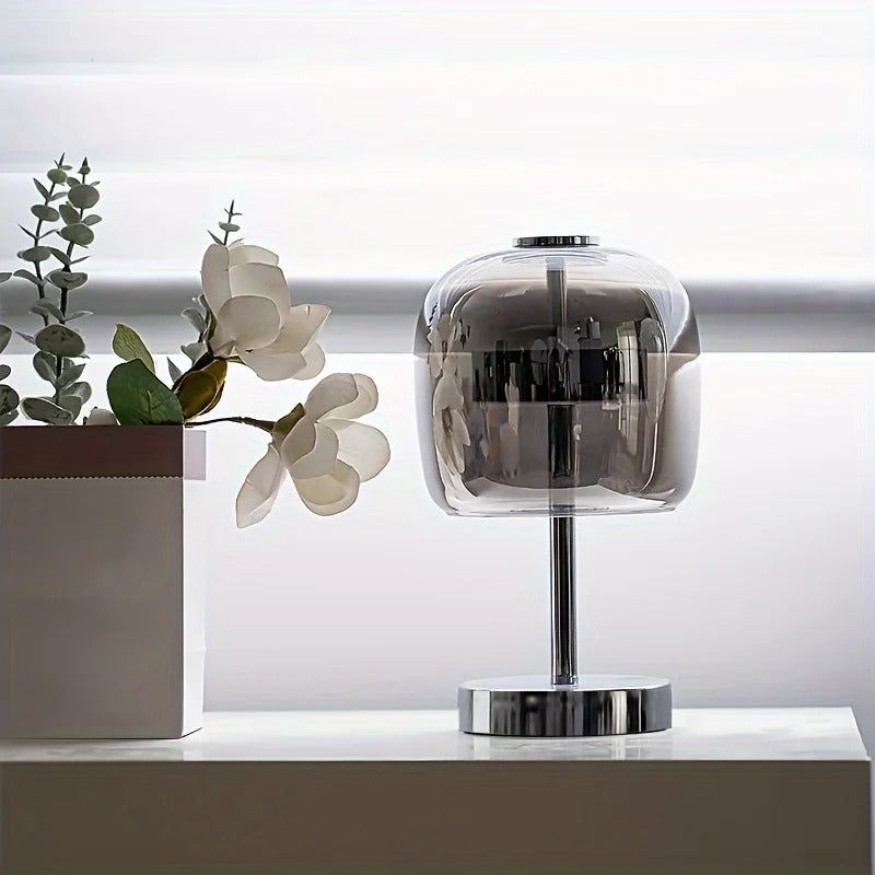 LumièreNord - Lampe de Table Décorative en Verre au Design Épuré