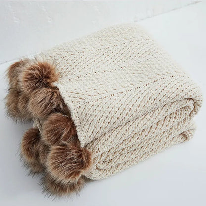 CosyPom - Plaid Chunky Tricot Chenille avec Pompons Mignons
