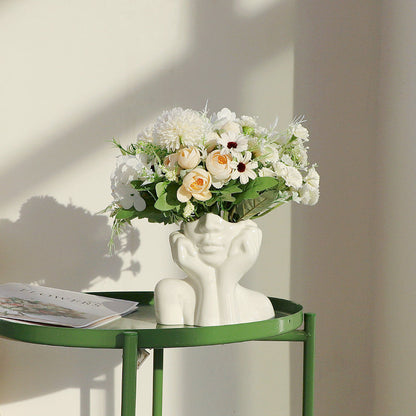 Vase en céramique figure de fille blanche Floroux