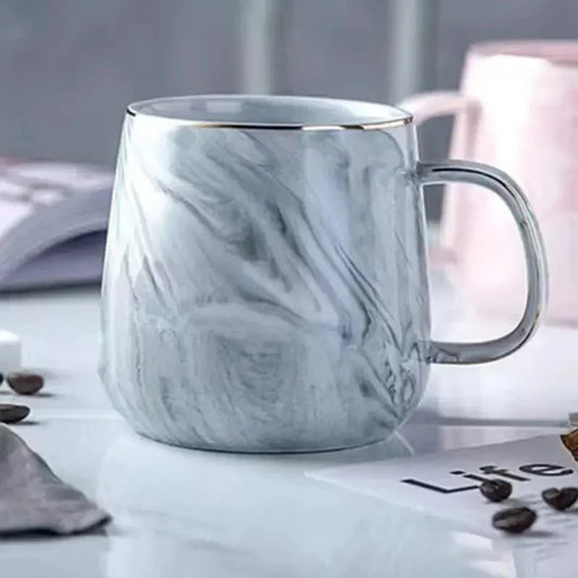 Tasse à café en céramique de couleur pastel avec motif marbré