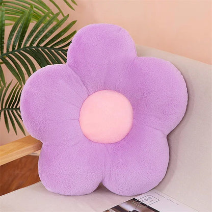 Coussin en peluche doux en forme de fleur