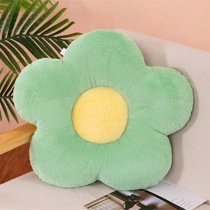 Coussin en peluche doux en forme de fleur