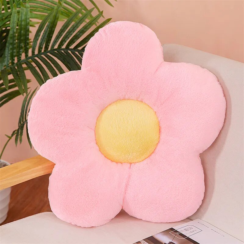 Coussin en peluche doux en forme de fleur