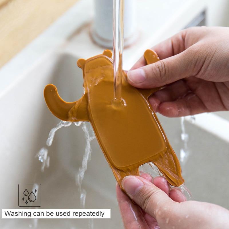 Floroux adhesive hooks in animal design | Versatile hooks for wall and refrigerator | Practical and decorative