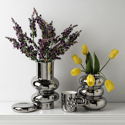 Floroux Dance Ring Vases in Ceramic | Modern Design | Decoration for Living Room & Office | In Silver & White