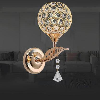 Floroux - Élégante lampe murale LED avec accents en cristal pour des espaces élégants