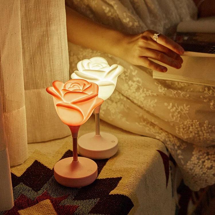 Lampe romantique à roses