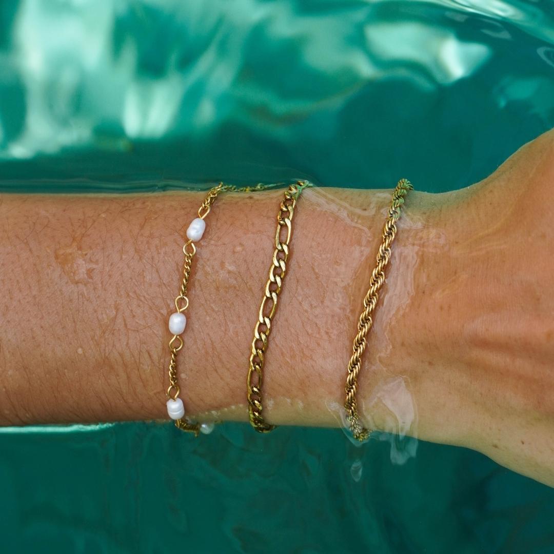 Bracelet Élégante Amara avec des Perles de Eau Douce Éblouissantes