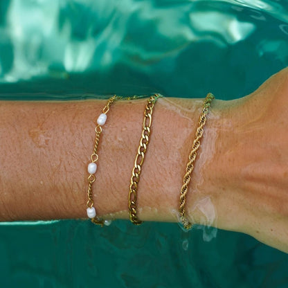 Bracelet Élégante Amara avec des Perles de Eau Douce Éblouissantes