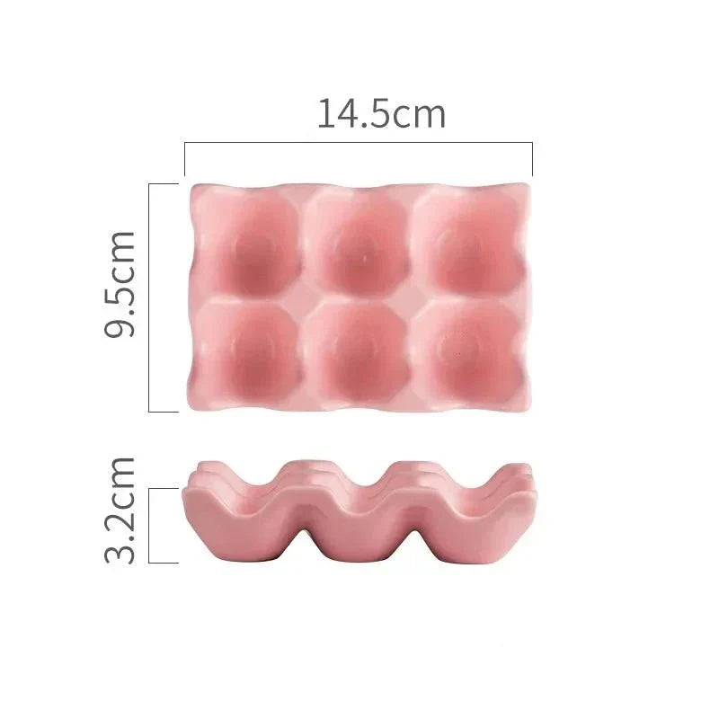 Plateau à œufs en céramique avec six compartiments