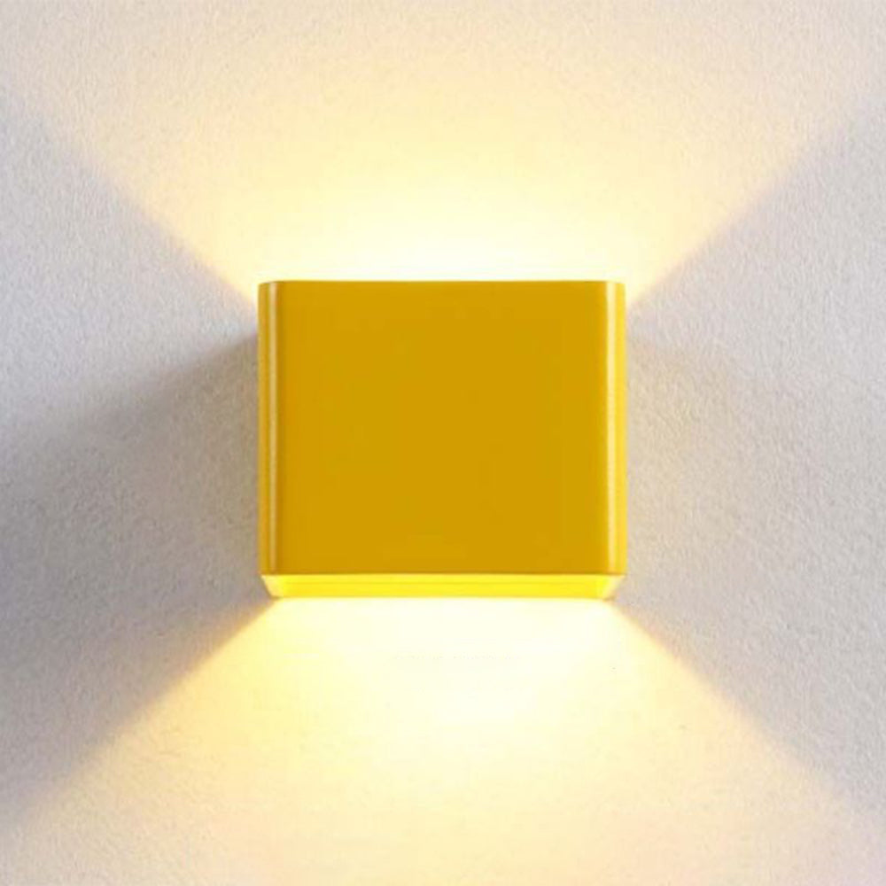 LuminaSquare - Applique murale carrée moderne