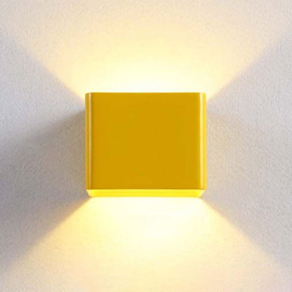 LuminaSquare - Applique murale carrée moderne