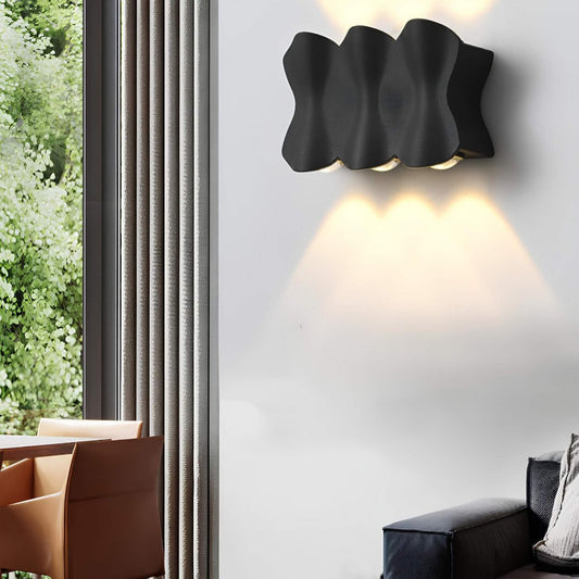 Floroux - Élégante lampe murale LED imperméable en aluminium pour des espaces extérieurs modernes