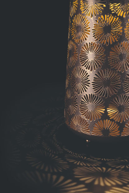 Antic Daisy - Lampe Solaire Vintage pour Éclairages de Jardin Envoûtants