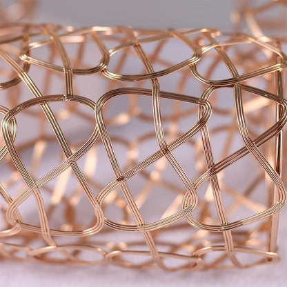 Floroux candle holder set | Modern candle holder | Decorative table decoration | Elegant design