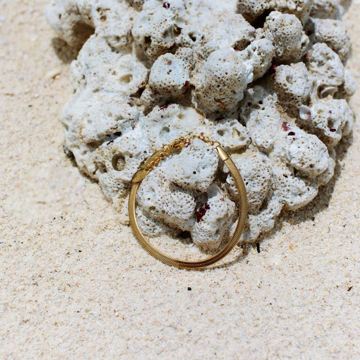 Bracelet élégant Lana en chevrons