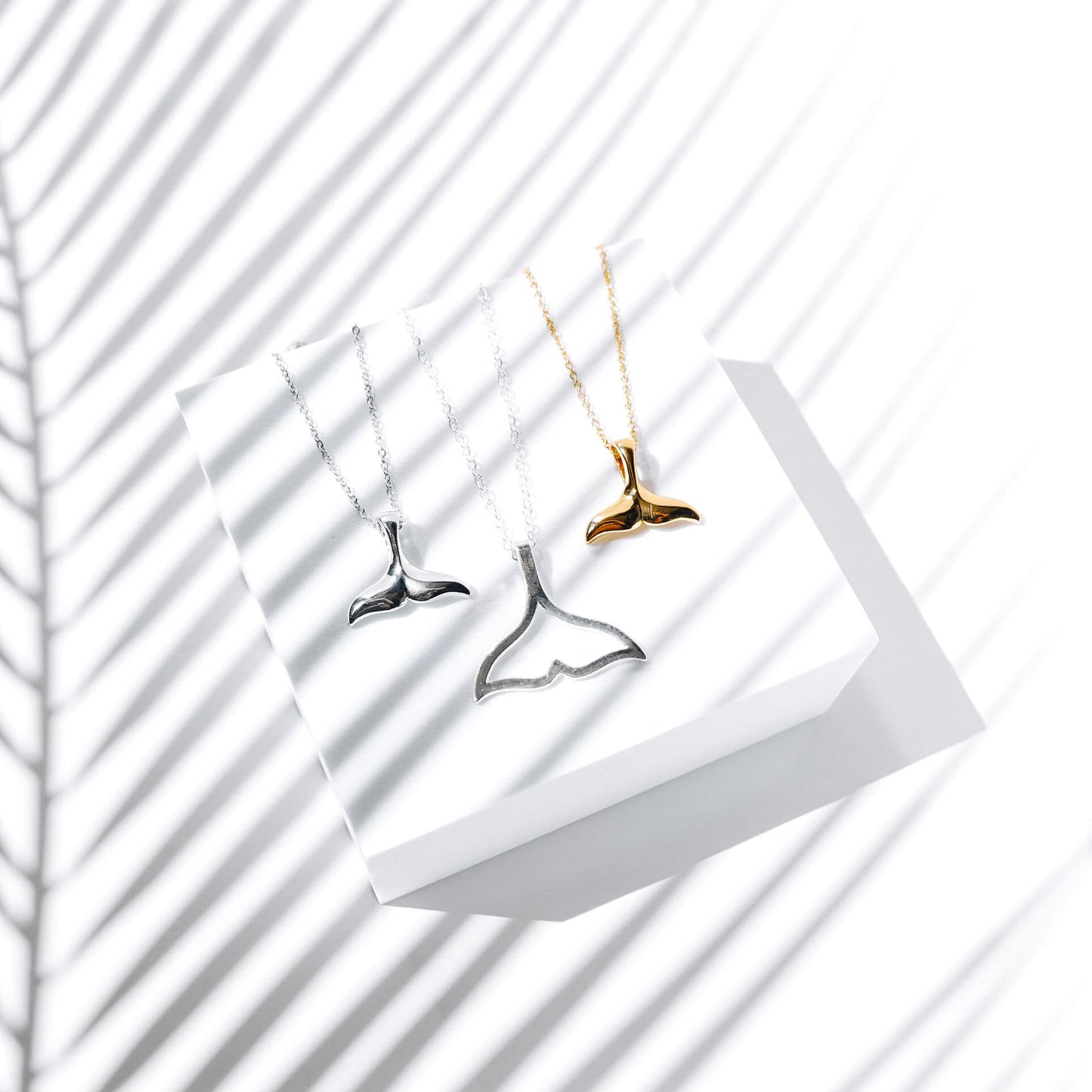 Collier Élégant Elara Queue de Baleine