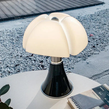 FloraLuxe - Élégante Lampe de Table à Fleurs pour Intérieur